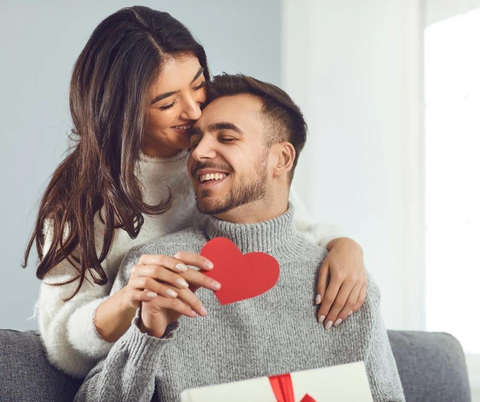 Valentine's Day este momentul perfect pentru a-i arăta persoanei iubite cât de mult o apreciezi. Dacă încă nu ai găsit cadoul ideal, nu îți face griji! Am pregătit o listă de idei inspirate,