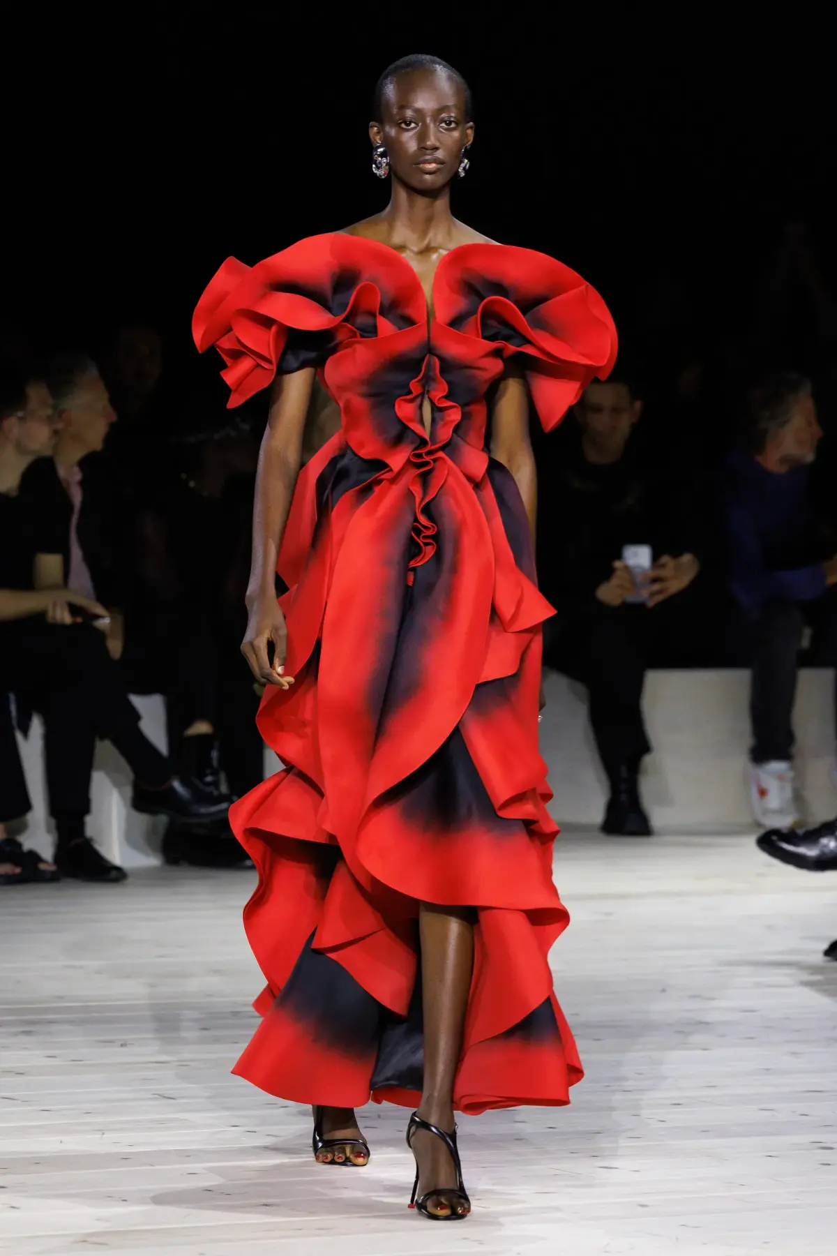 Moda in 2024: 17 tendinte fashion must-have si coduri de reducere pentru cele mai populare tinute - Imagine 6